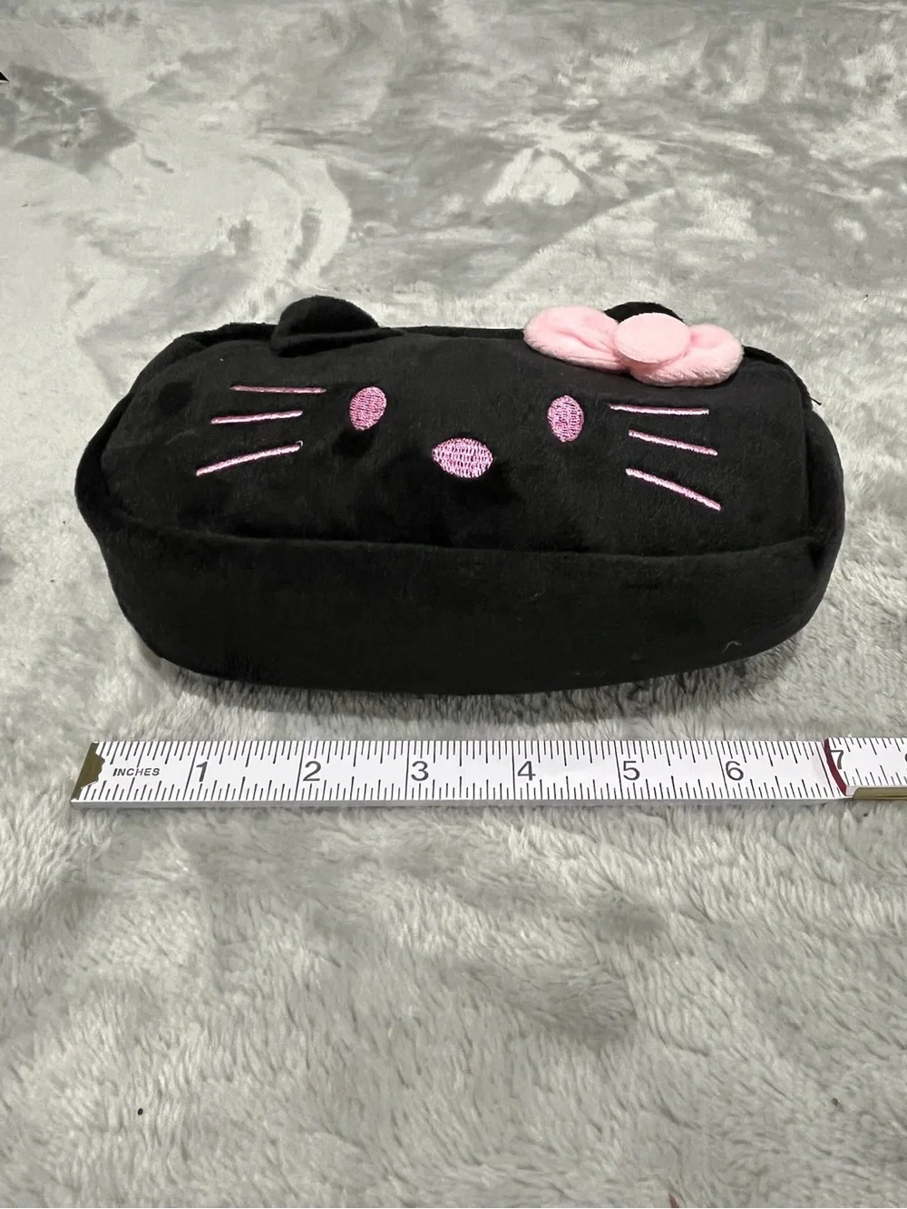 🖤🎀 Adorable Black Hello Kitty Plush Cosmetic Pouch – Pink Bow & Cute Lining
